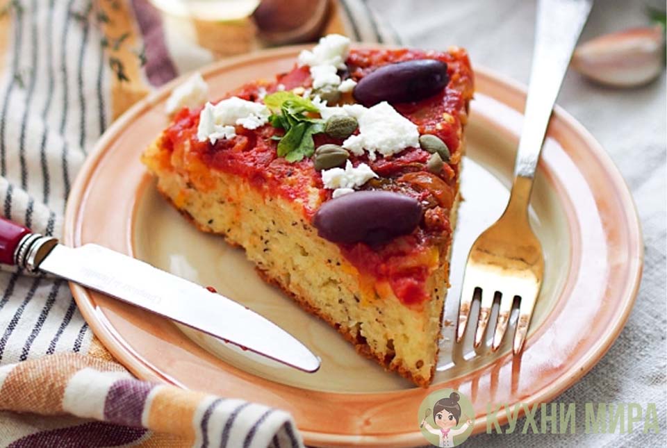 Греческий пирог с помидорами и перцем