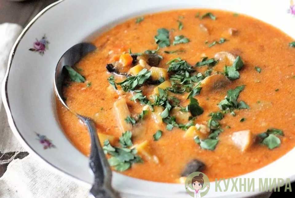 Загорский суп с грибами и беконом