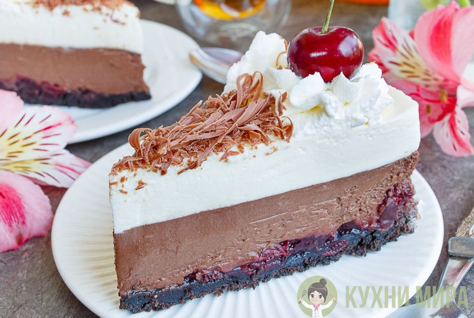 Чизкейк “Шварцвальд” — шоколад и вишня, от которых невозможно оторваться